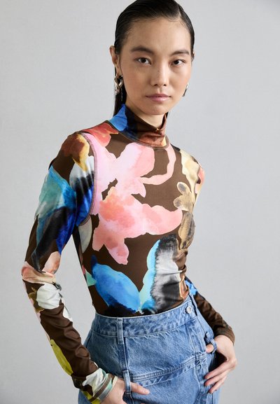 Stine Goya HIGH NECK COLLARED - Majica z dolgimi rokavi - mehrfarbig