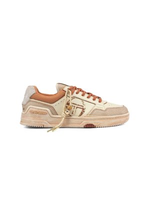 Trainers - tofu wood ash clay dust