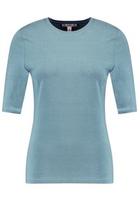 Camiseta de manga corta de color azul claro, confeccionada en suave tejido de algodón. Presenta un escote redondo y un diseño simple, sin costuras. Sin estampados ni acentos.