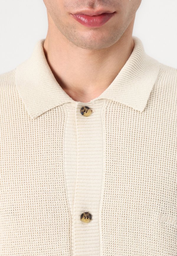 SCRIPT SHIRT  - Shirt - desert sand dune2