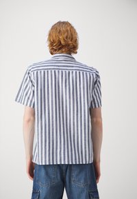 Selected Homme SLHRELAXSUN SHIRT RESORT - Cămașă - sky captain