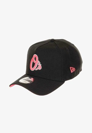 Black baseball cap with a pink embroidered "O's" logo on the front. Features a flat visor and a New Era sticker on the brim.