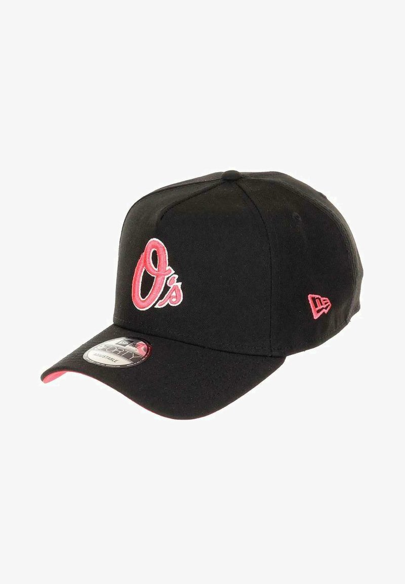 Black baseball cap with a pink embroidered "O's" logo on the front. Features a flat visor and a New Era sticker on the brim.