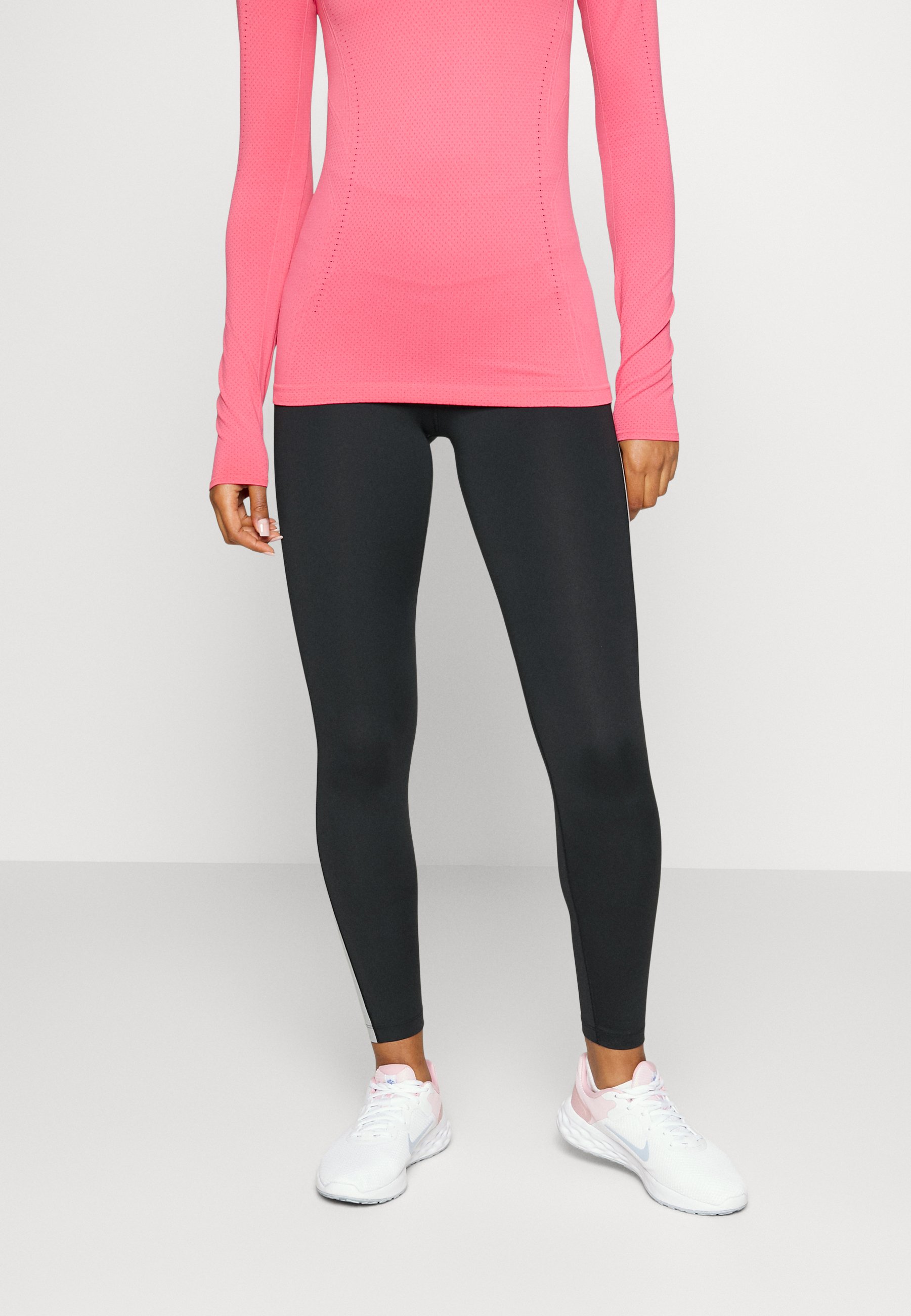 legginsy nike performance one