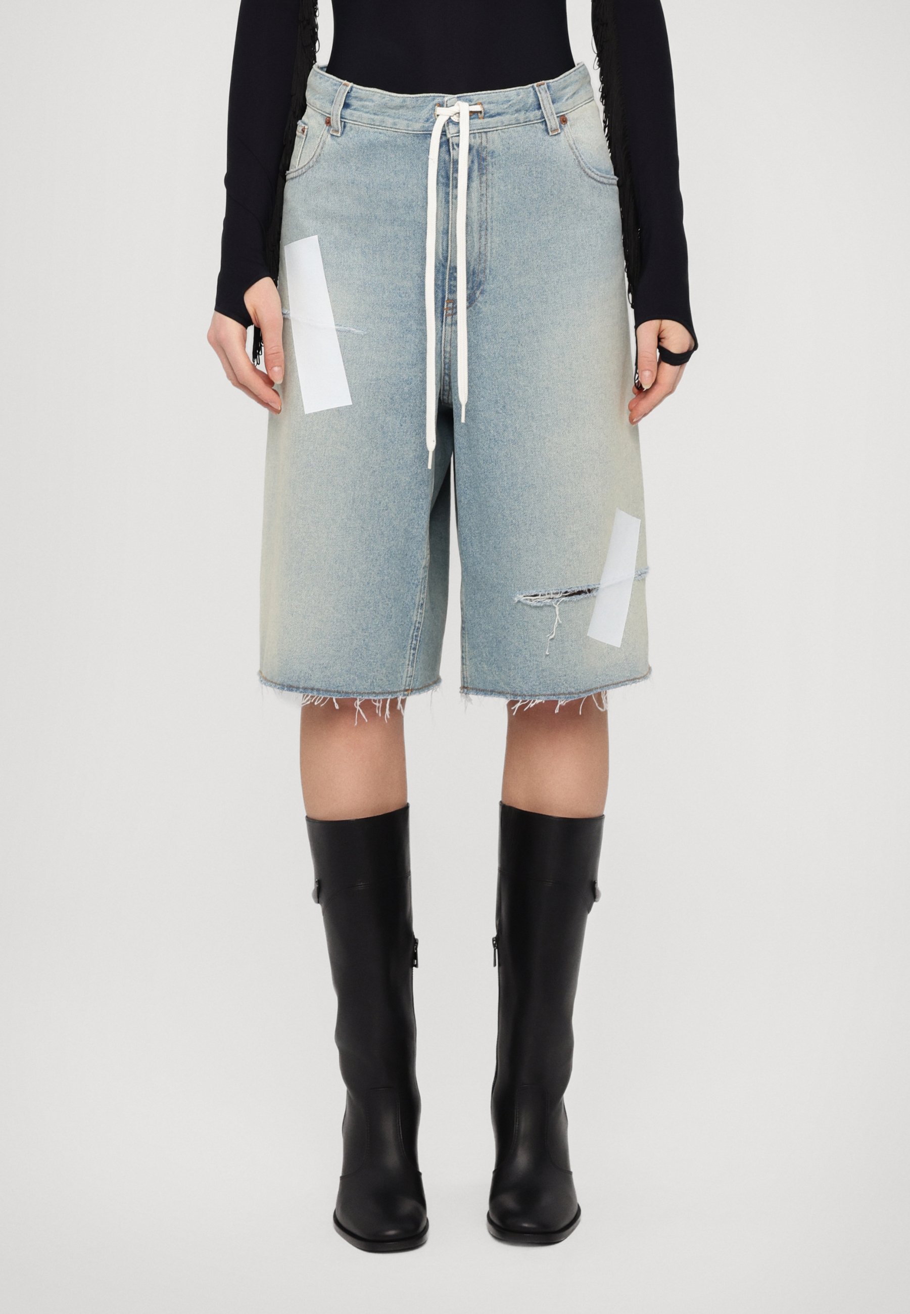 ショートパンツ MM6 MAISON MARGIELA Used shorts Light Blue MM6 Maison Margiela: ブルー Salomonエディション ランニング