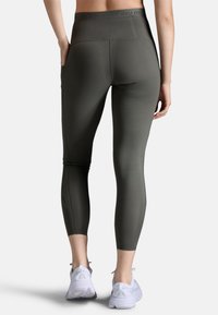 2XU - Rajstopy