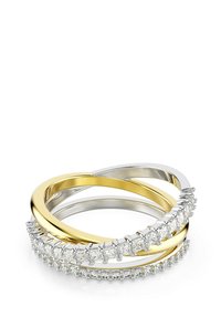 Drei miteinander verbundene Ringe: ein glatter Ring aus gelbem Gold, ein polierter Ring aus weißem Gold und ein Ring, der entlang des Bands mit kleinen funkelnden Steinen verziert ist.