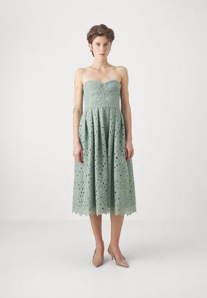 MIDI LENGTH CORSAGE DRESS - Cocktail dress / Party dress - soft green