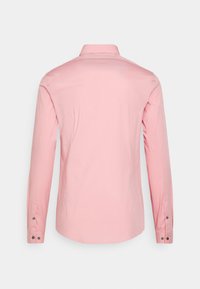 Calvin Klein Tailored LOGO STRETCH  - Camisa formal - blush