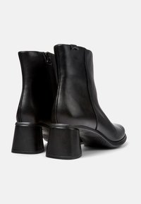 Camper KIARA - Botine clasice - schwarz