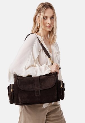 L37 Ručna torba - brown
