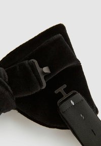Reiss HIKE - Vlinderdas - black