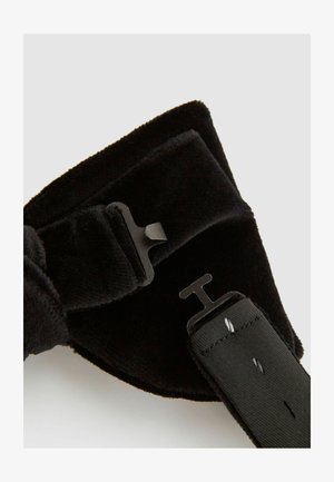 Reiss HIKE - Butterfly - black