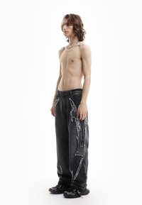 FAVELA PATCH UNISEX - Blugi loose fit - black washed
