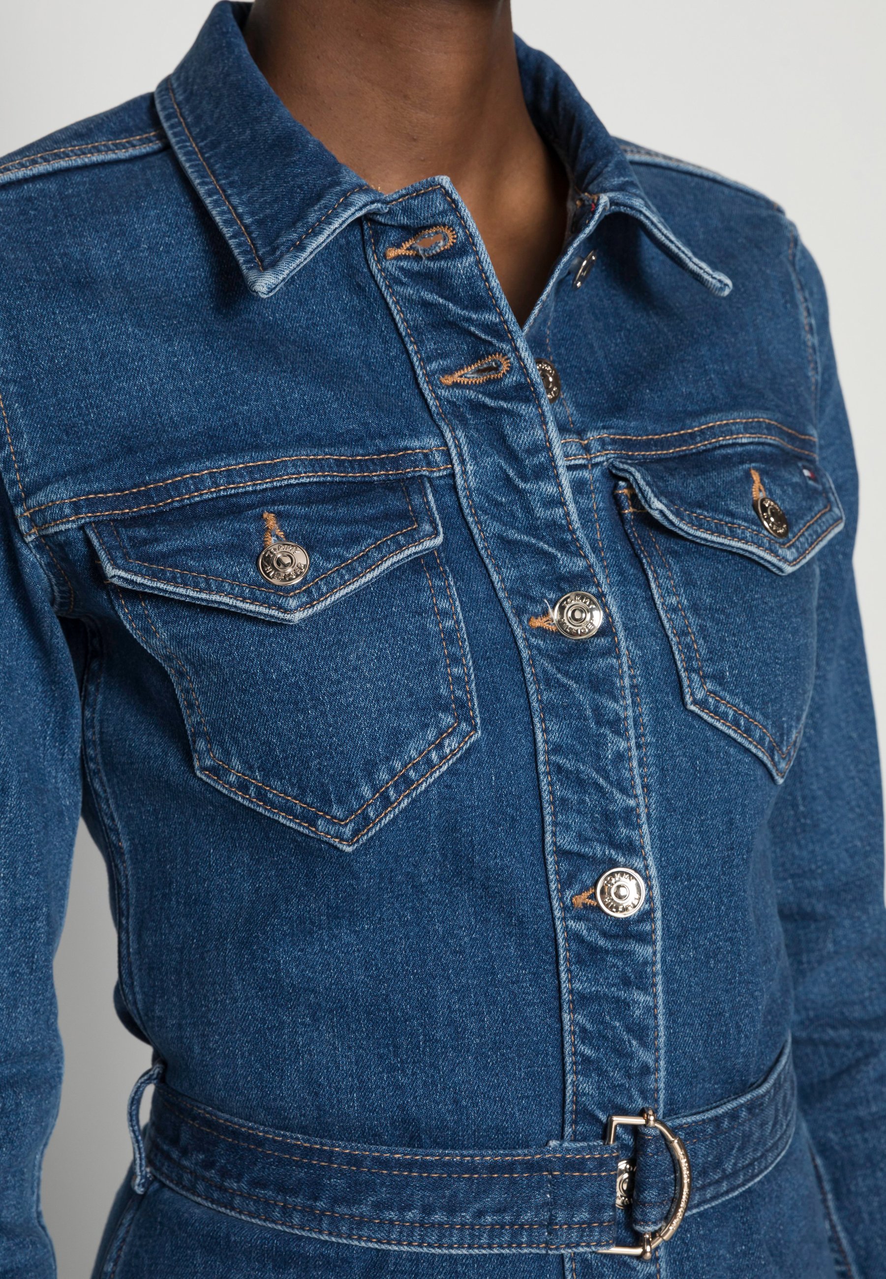 tommy hilfiger sukienka jeansowa