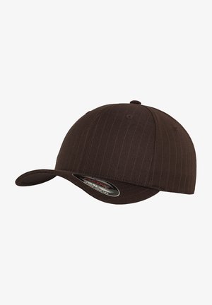 Brun hatt med vertikale striper, rund krone og buet brem. Laget av stoff med en glatt tekstur, med et merke på bredden.