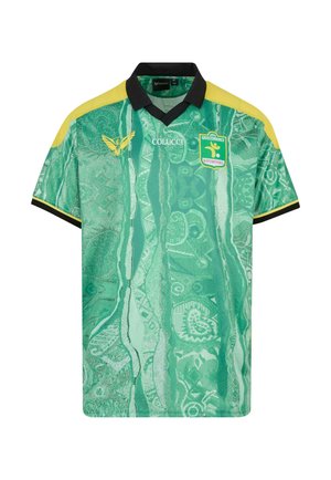 Tricou de fotbal verde și galben cu guler negru, material cu model, logo Colucci și emblema Fussballclub Kitzbühel pe piept.