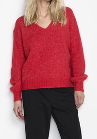 Kaffe Trui - red