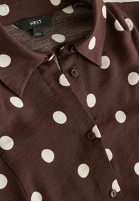Nevybráno, chocolate brown/ecru polka dot