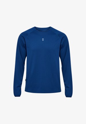 Blauer Langarm-Pullover mit Rundhalsausschnitt, strukturiertem Stoff und kleinem weißen Doppel-Chevron-Logo, das zentriert unterhalb des Halsausschnitts angebracht ist.