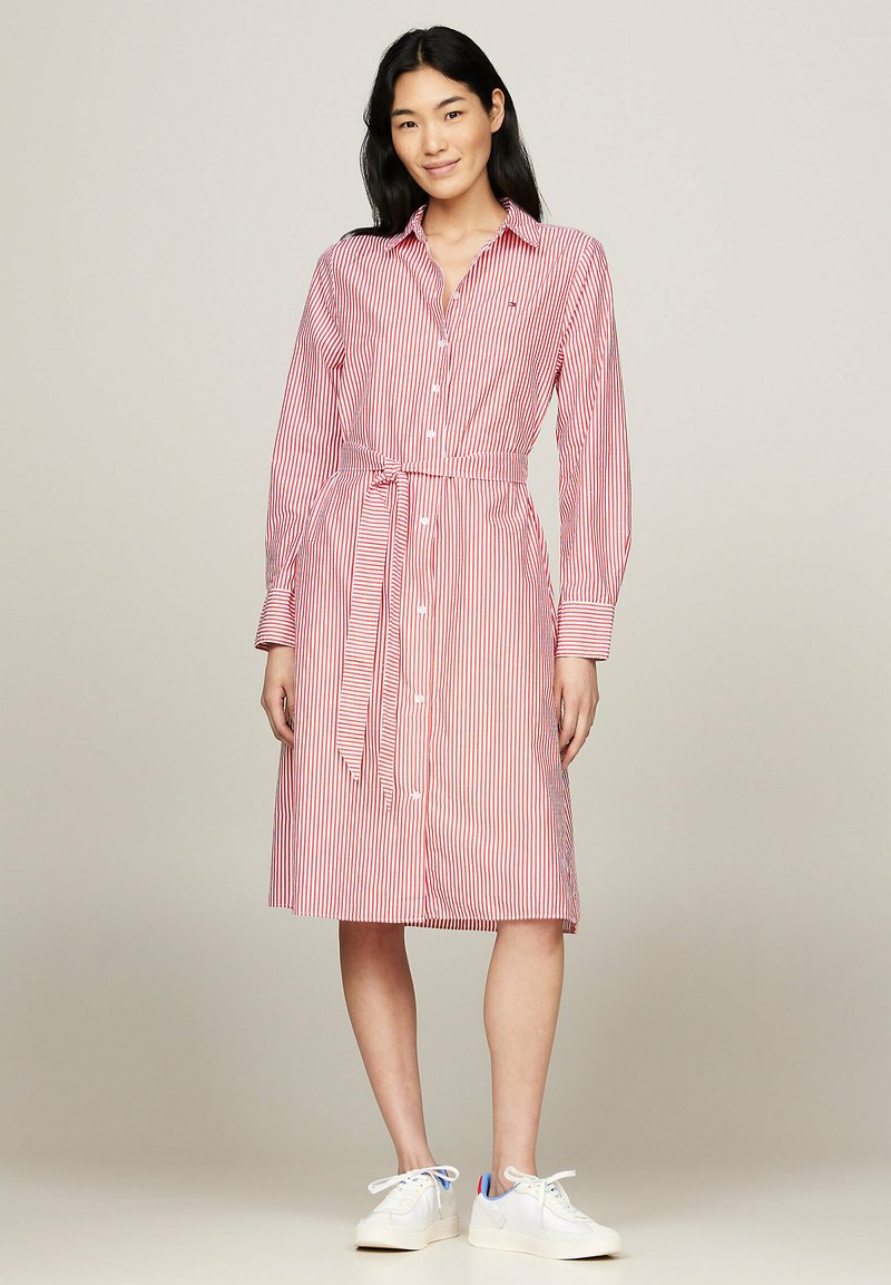 Tommy Hilfiger STRIPE KNEE LENGTH - Robe chemise - ithaka stp fierce ...