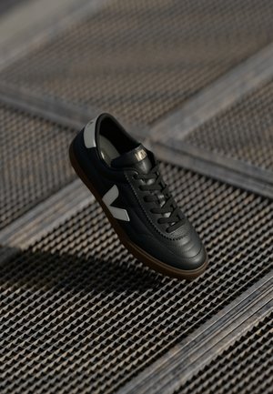 PANENKA - Trainers - black/white
