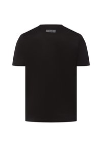 Zwarte katoenen t-shirt met een ronde hals en korte mouwen. Bevat een subtiele merklabel op de achterkant nabij de hals. Classic fit.