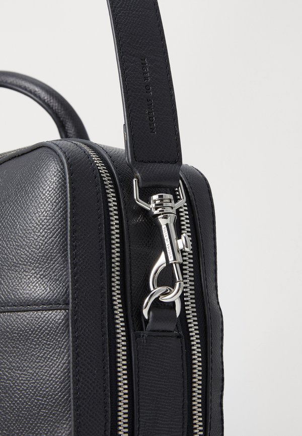 BERIDARE UNISEX - Briefcase - light ink2