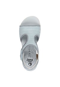 Sandalini azzurro chiaro realizzati in materiale testurizzato, con design a ritagli, cinturino e soletta imbottita con il branding "Jana COSHY".