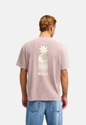 Quiksilver, BALANCE UNISEX - T-shirt imprimé - pine bark