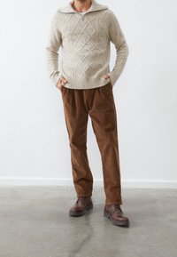 Pier One Stickad tröja - mottled beige