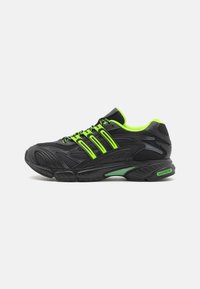 TEMPER RUN 2 UNISEX - Tenisice - core black/solar green