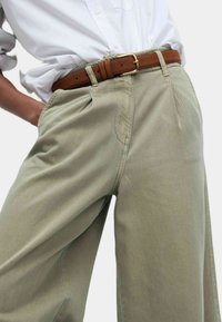 Marks & Spencer RICH SLOUCHY WIDE  - Tygbyxor - sable