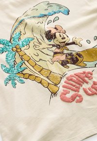 Next MINNIE MOUSE - Printtipaita - cream