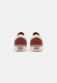 Vans OLD SKOOL 36 UNISEX - Joggesko - russet brown
