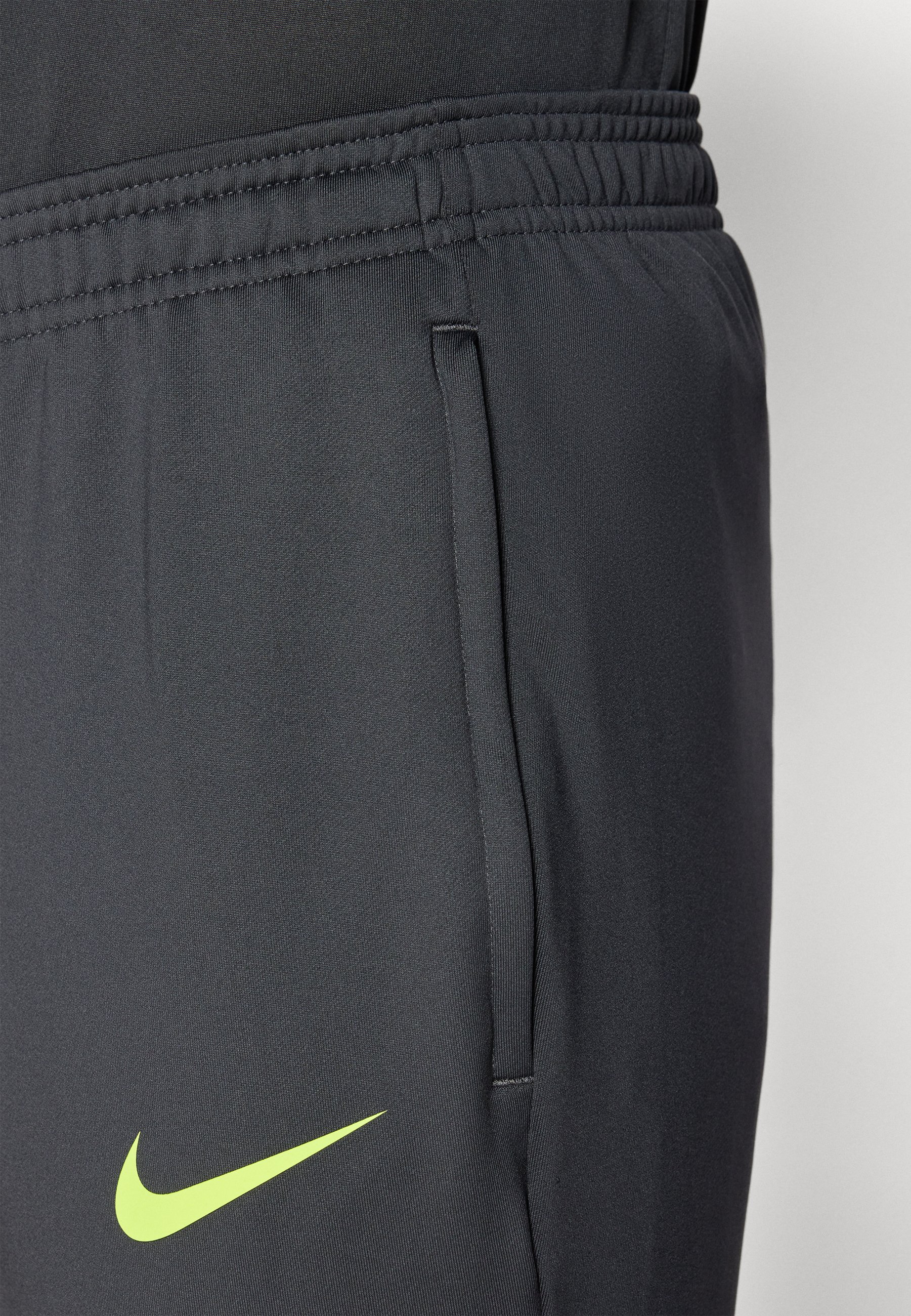 nike winter warrior bottoms