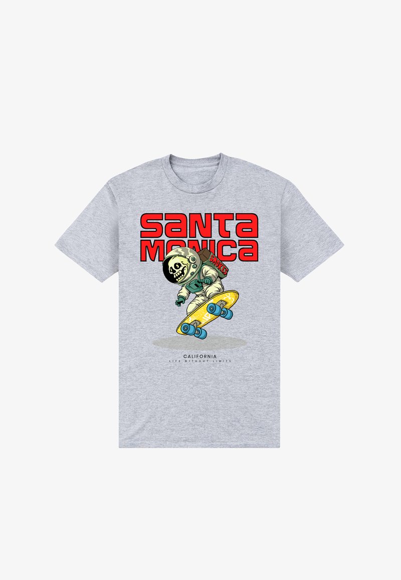 Šedé bavlněné tričko s barevným grafickým motivem astronauta se skull, který jezdí na žlutém prkně, s výrazně zobrazeným textem "SANTA MONICA".