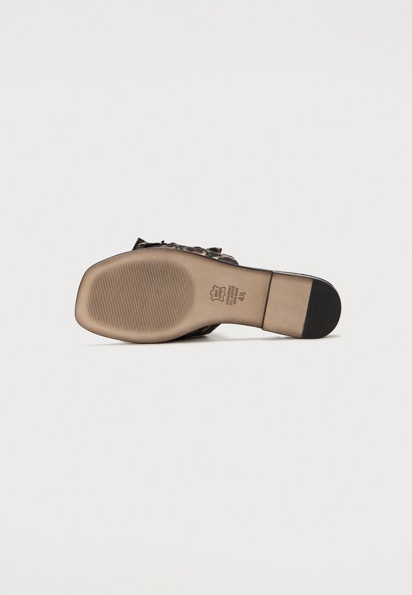 HOLLY - Mules - taupe3