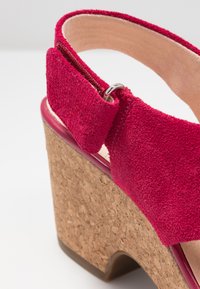 Clarks MARITSA LARA - Sandali con plateau - fuchsia