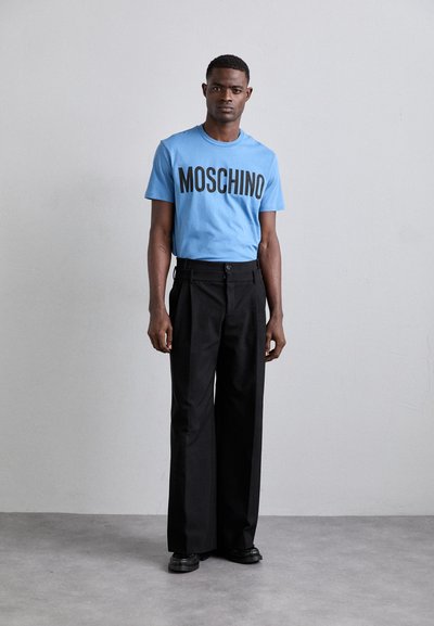 MOSCHINO Marškinėliai su spaudiniu - fantasia azzurro