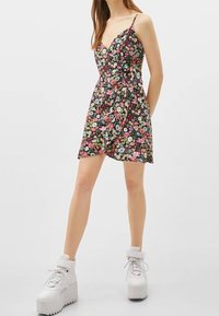 Bershka Vestido informal - brown