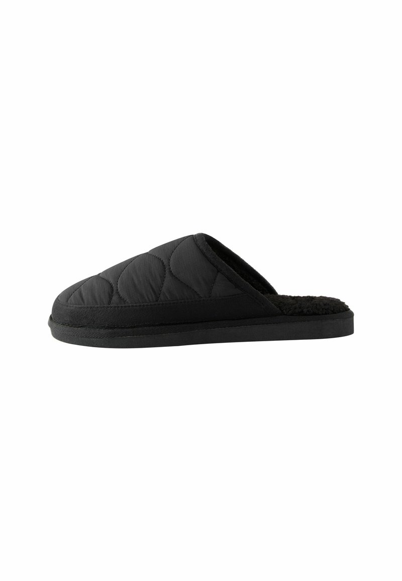Next REGULAR FIT - QUILTED  - Slippers - black