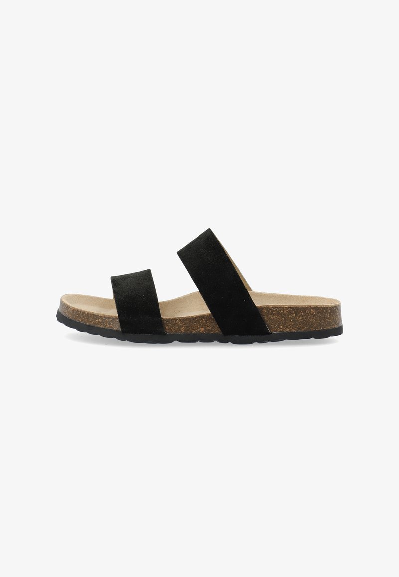 Zwarte slippersandalen met twee brede banden, kurken voetbed en zwarte rubberen zool, vanaf de linkerkant getoond op een witte achtergrond.
