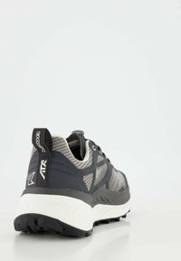 Lowa FORTUX GTX - Walkingschuh - schwarz weiss