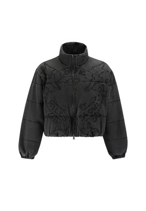 Zwarte cropped pufferjack met hoge kraag, ritsluiting en textielstof. Bevat reliëfpatronen en elastische manchetten en zoom.