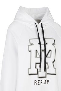 Witte hoodie met zwarte trekkoord, groot gestileerd "R" logo in grijs en zwart, en de tekst "REPLAY" eronder aan de voorkant.