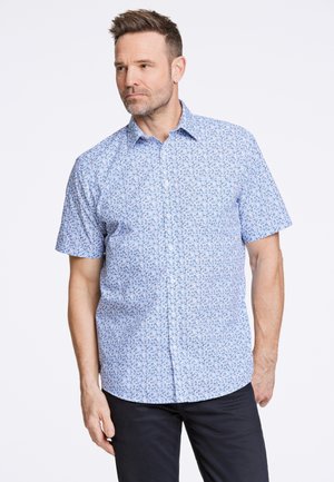 Camisa de botones en azul claro con un patrón floral. Mangas cortas, diseño con cuello y fabricada en una tela ligera.