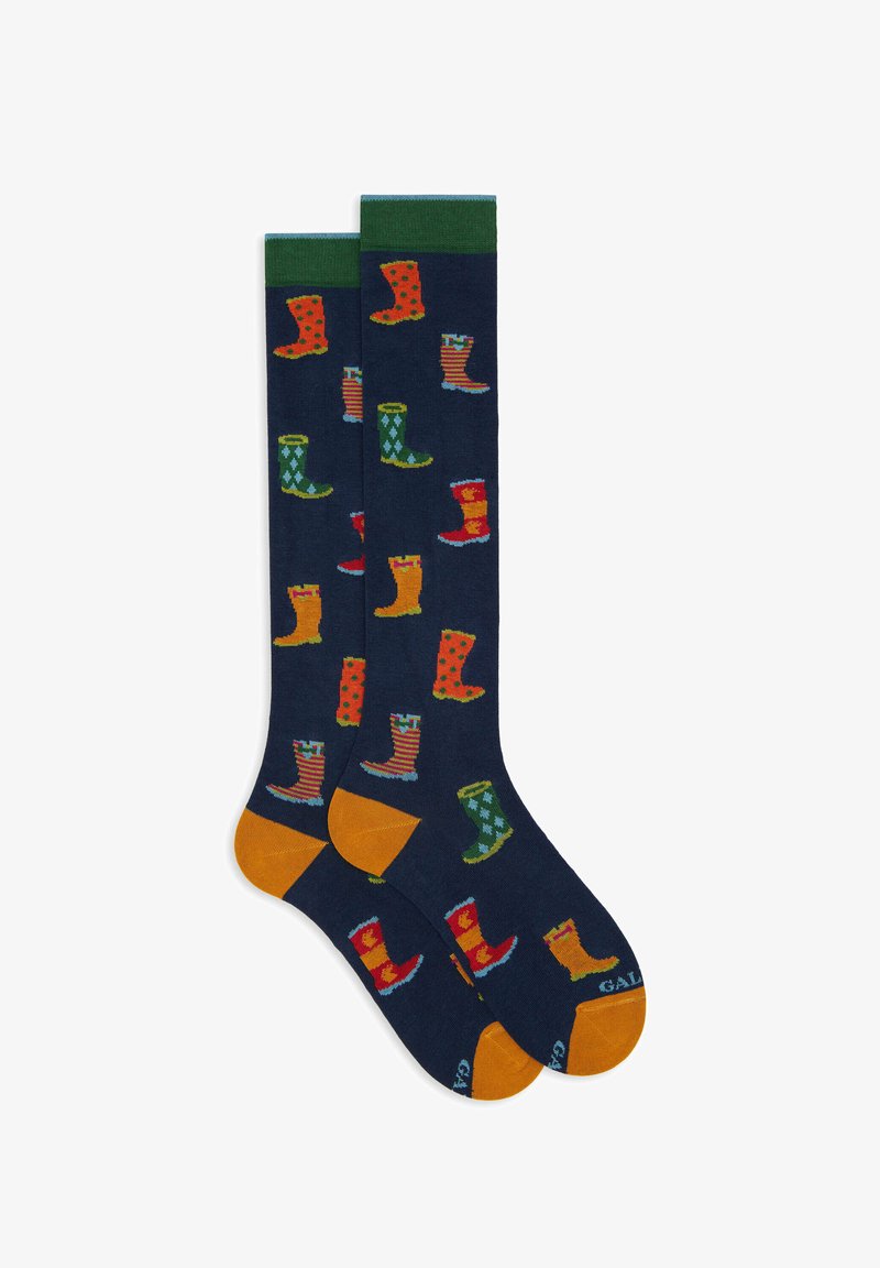 Kniestrümpfe mit navyblauem Hintergrund und bunten Gummistiefelmuster in verschiedenen Formen, Stilen und Farben; orangefarbene Akzente an der Spitze.