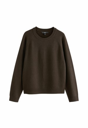 Hnědý svetr s kulatým výstřihem vyrobený z měkkého materiálu s rukávy typu raglan a žebrovanými manžetami a lemem. Má uvolněný střih a jednobarevný design.