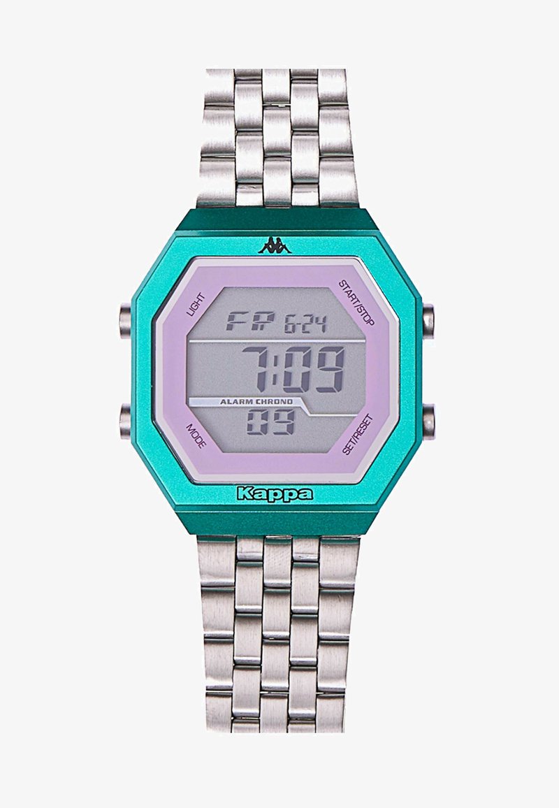 Digitalna ura z osmokotnim teal ohišjem, vijoličnimi detajli in srebrnim kovinskim zapestjem. Ima digitalni prikaz z dvojnimi časovnimi nastavitvami.